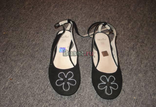 Босоножки новые с ремешками р.34 Москва