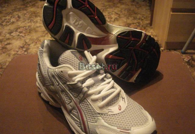 Новые кроссовки asics Москва