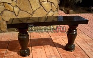 Лавочка из чёрного камня Москва