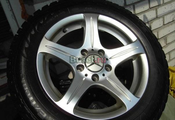 Продам зимнюю резину с оригинальными дисками Санкт-Петербург