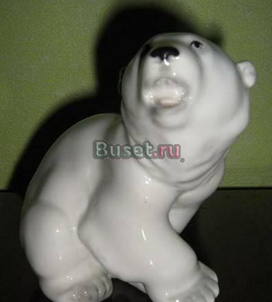 Белый медведь сидящий ЛФЗ Новосибирск