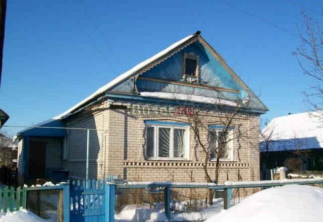 Дом кирпичный, 80 кв.м., в/у, центр г.Бор Бор