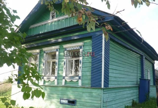 Дом на Борисоглебской возвышенности у водоема Ростов