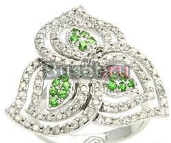 Золотое кольцо-бриллианты 0,75 карата,цавориты Москва