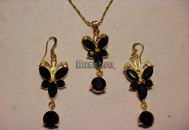 Подвеска и серьги с черными сапфирами "Бабочки" Москва