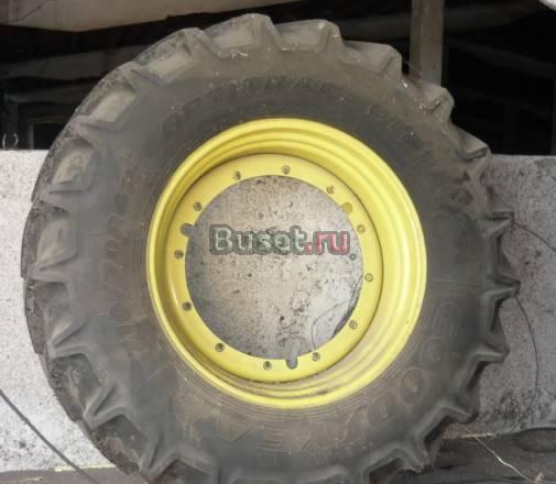 Резина с дисками на трактор John Deere б-у Омск
