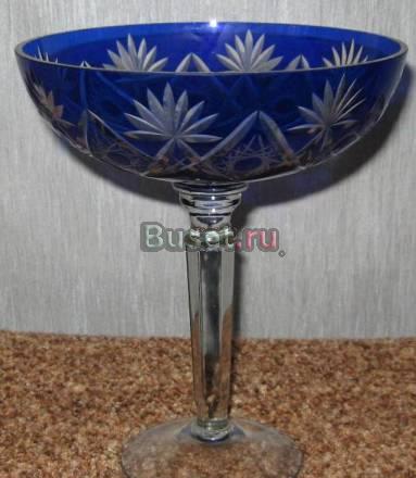 Ваза для фруктов. цветное стекло.гранение Москва