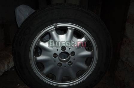 Kumho 215/60/15 На оригинальных дисках мерседес Подольск