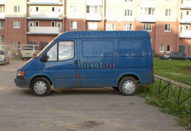Ford  в хорошем состоянии, 1993 г.в Санкт-Петербург