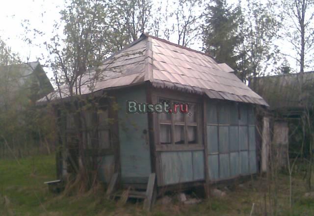 Земельный  участок  с  постройкой Санкт-Петербург