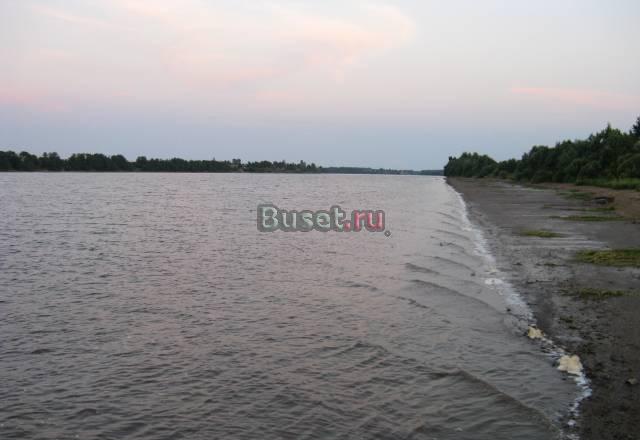 Участок ижс возле реки Санкт-Петербург