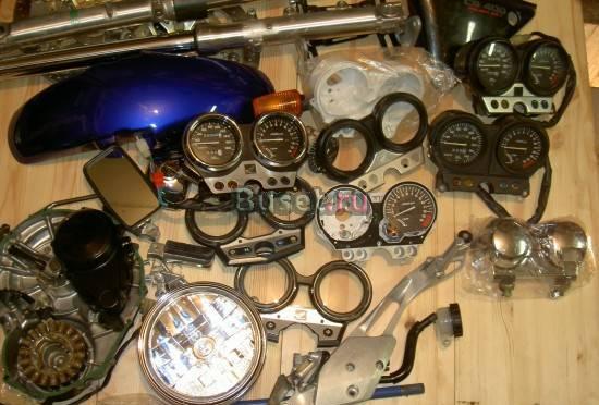 для мотоцикла Honda CB400SF  панель приборов ,аккумулятор  Москва