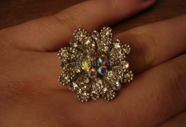 Кольцо цветок Москва