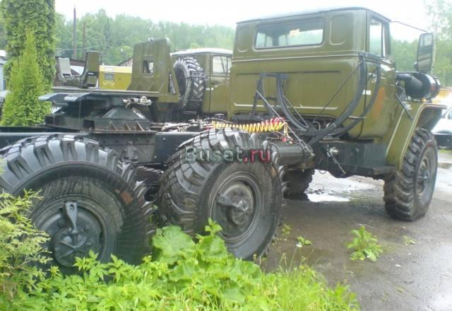 Урал 4320 седельный тягач Москва