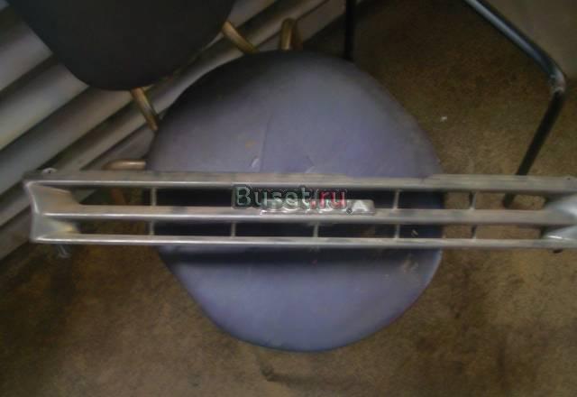 Продаю решотку радиатора на тойота карола 100 Москва