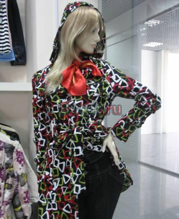 Разноцветная карамель от emilio pucci новые плащи Москва