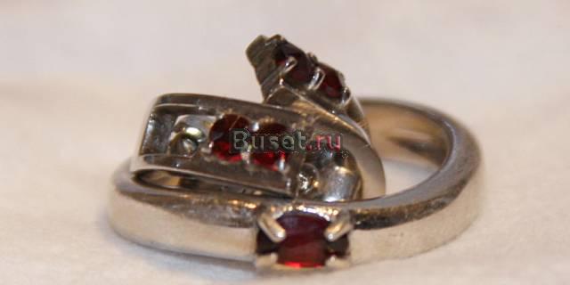 Серьги и кольцо (серебро 925 пробы, гранаты) Москва