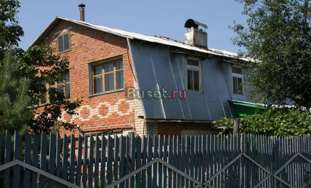 2-этажный загородный дом с гаражём и сараями Москва