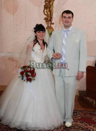 Продам свадебное платье,в подарок фата,перчатки,5о Ивантеевка