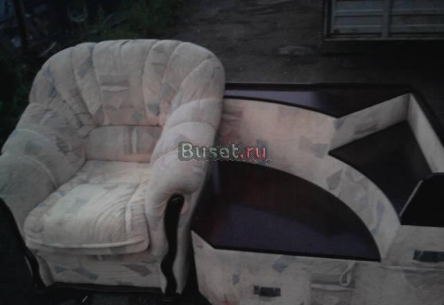 Продаю мягкий уголок Москва
