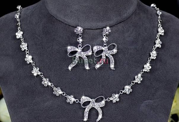 Бижутерия swarovski Санкт-Петербург