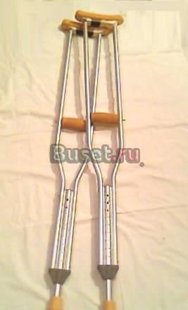 Комплект Костыли + столик д/еды пластмассовый Москва