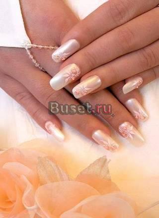 Наращивание ногтей, маникюр, педикюр Москва