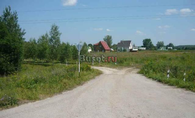 Участок в деревне на озере Москва