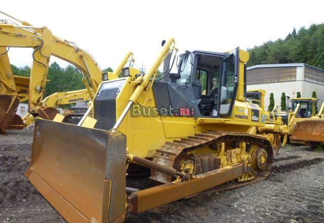 Бульдозер  Komatsu D65EX-15E0 Владивосток