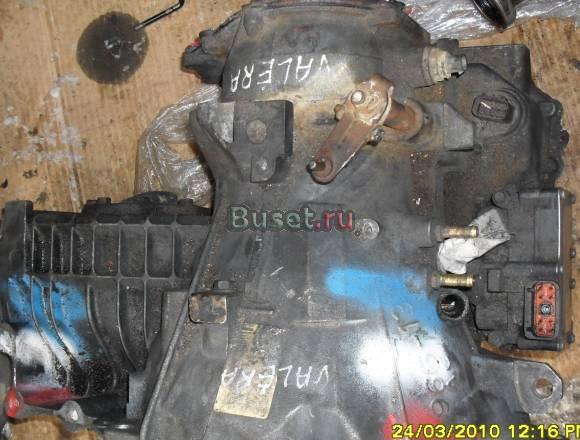 Коробка  Крайслер 3.3 2004 год Москва