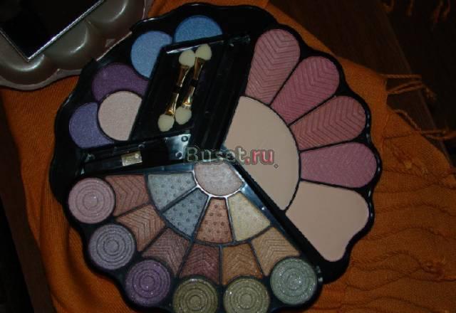 Тени Roby Rose  + румяна и пундра выгодно  новые Волгоград