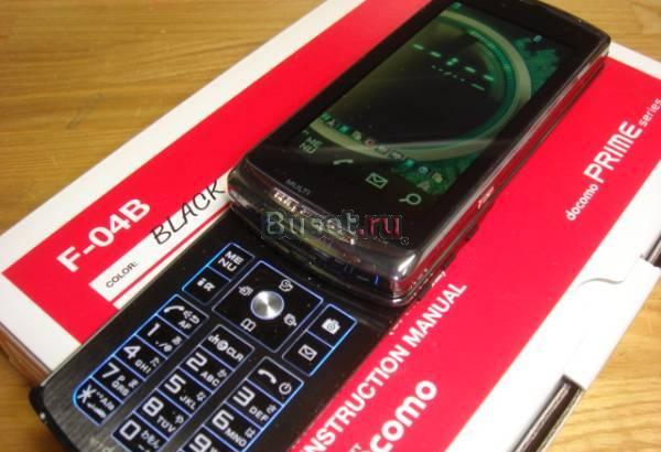 Японский телефон с видеопроектором Fujitsu F-04B Москва