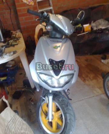 Продам Скутер vento triton R4 на запчасти Москва