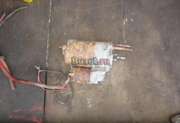 Двери на audi 100 ,стартер,генератор Москва