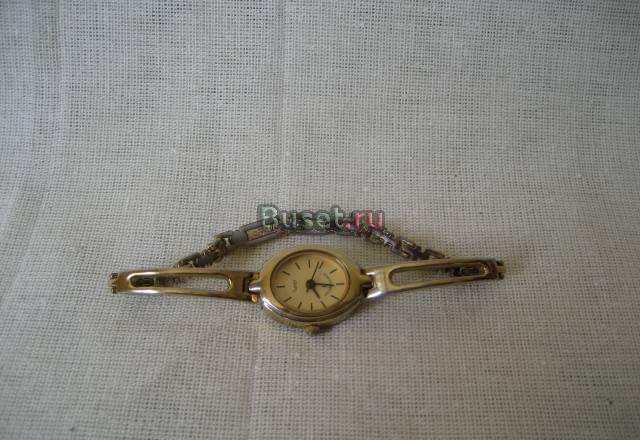 Часы женские в коллекцию Москва