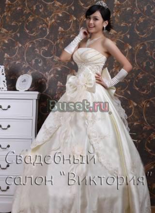 Свадебное платье модель 2010 года Санкт-Петербург