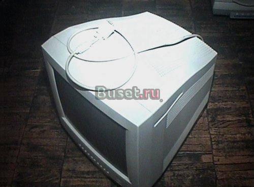 Продам маленький ЭЛТ монитор бу. Дешево 300 руб Москва