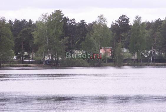 "Дача, рядом 2 озера и лес , ш/дост. до ж/д,50 км" Москва