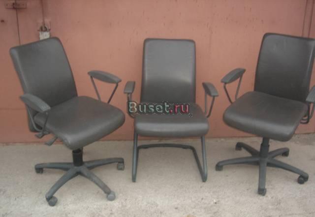 Комплект из 3 кожаных стульев Москва