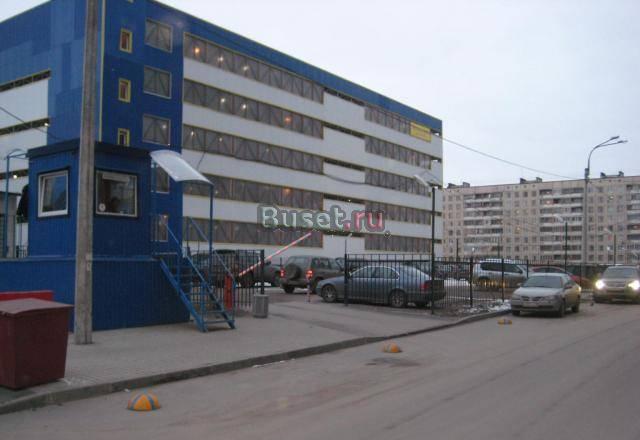 Сдам машиноместо в паркинге м.Пр.Просвещения Санкт-Петербург
