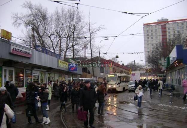 Сдается пом. у метро. Супер проходное место Москва