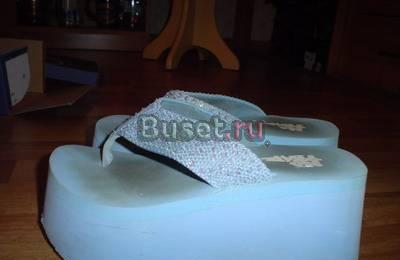 Пляжные шлепанцы на платформе Санкт-Петербург