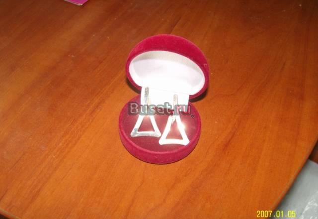 Продам  серьги серебряные Люберцы