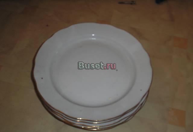 Тарелки мелкие с золотой каемкой Москва