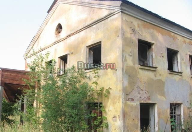 Продаю два здания - по одной цене - в г.Бологое Бологое
