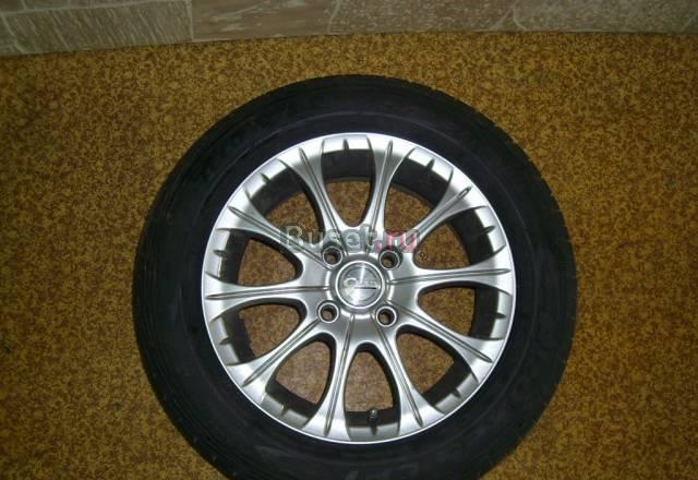 Отдам практически даром комплект резины Москва