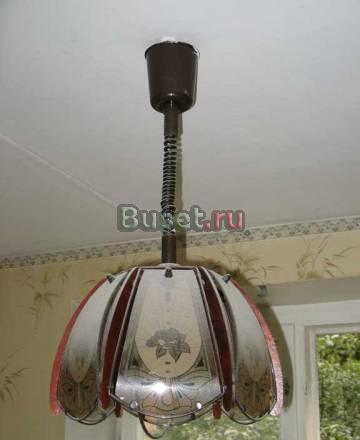 Продаю люстру на кухню Москва