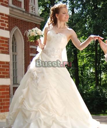 Чудесное свадебное платье айвори 42-44 Москва