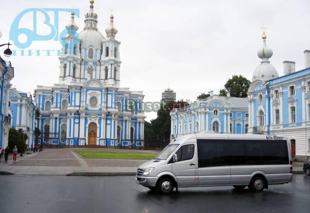 Ночные прогулки по Петербургу на микроавтобусе Санкт-Петербург