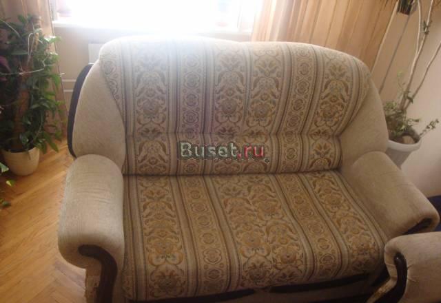 Продаётся хороший диван Москва